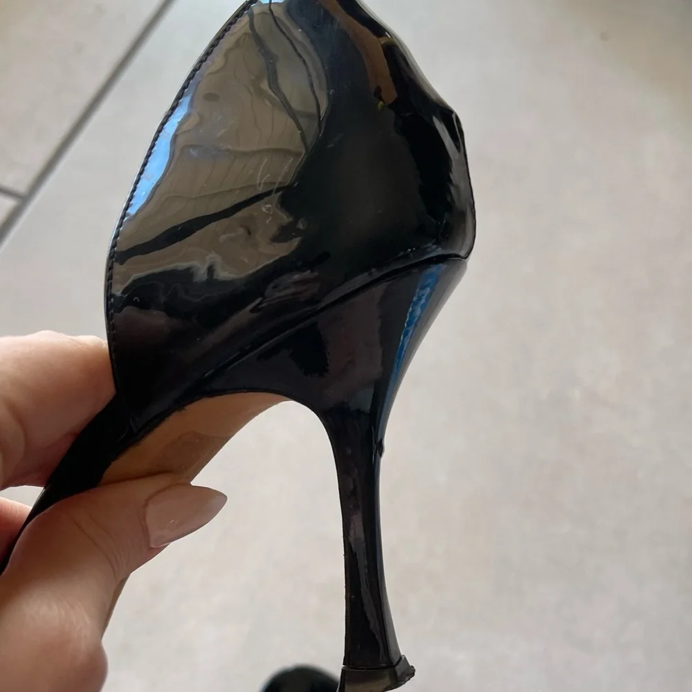 Brian Atwood Patent Peeptoe made jn Italy 39.5  8.5 - Picture 7 of 12